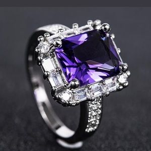 NWT Emerald Cut Amethyst Ring Sz 6